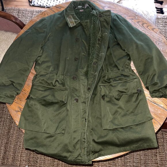 C50 Gorgeous vintage army coat /pit to pit-25/no flaws! removable wool fleece - Picture 1 of 10